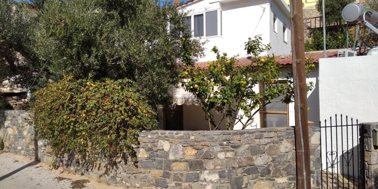 Traditional House In Elounda Exteriör bild
